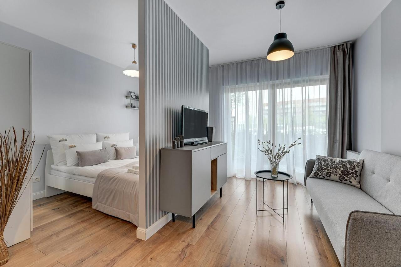 Nadmotlawie Riverside & Gym By Downtown Apartments Гданск Екстериор снимка